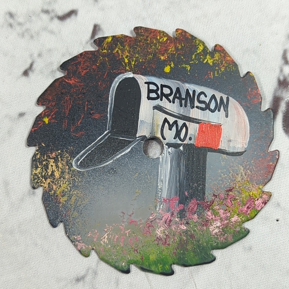 Branson Mo. Saw Blade Painted Mailbox Refrigerator Fridge Magnet